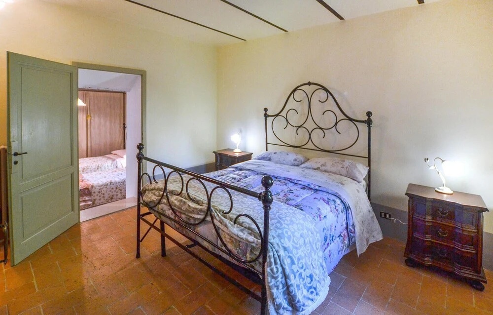 Beautiful Apartment in Cetona With 2 Bedrooms and Wifi