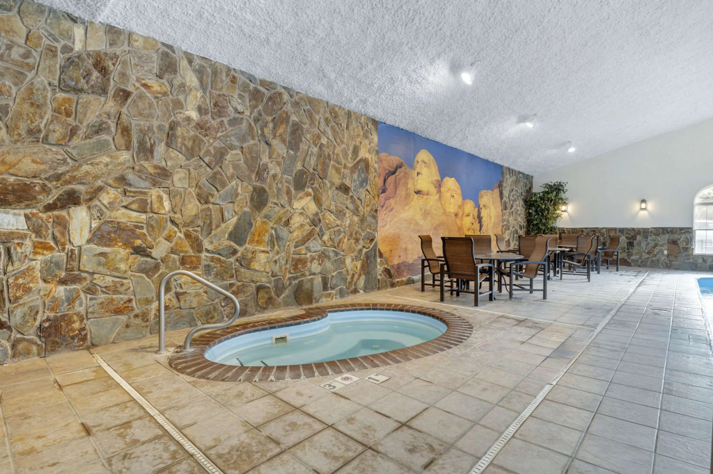 Comfort Inn & Suites Mt Rushmore