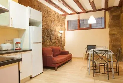 Beautiful 2-bedroom Flat In The City Center