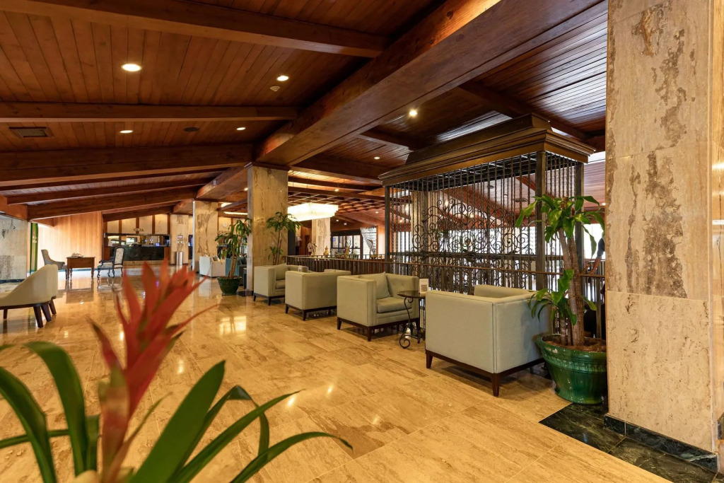 Dominican Fiesta Hotel