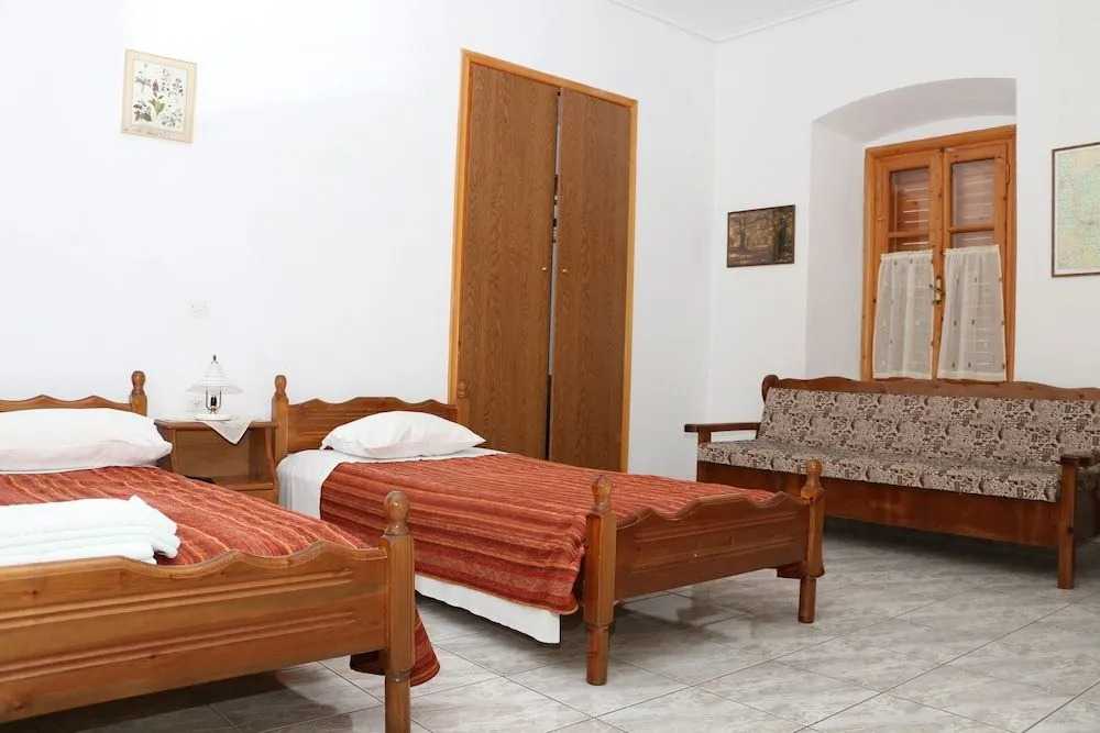 Maleatis Apollo Guesthouse
