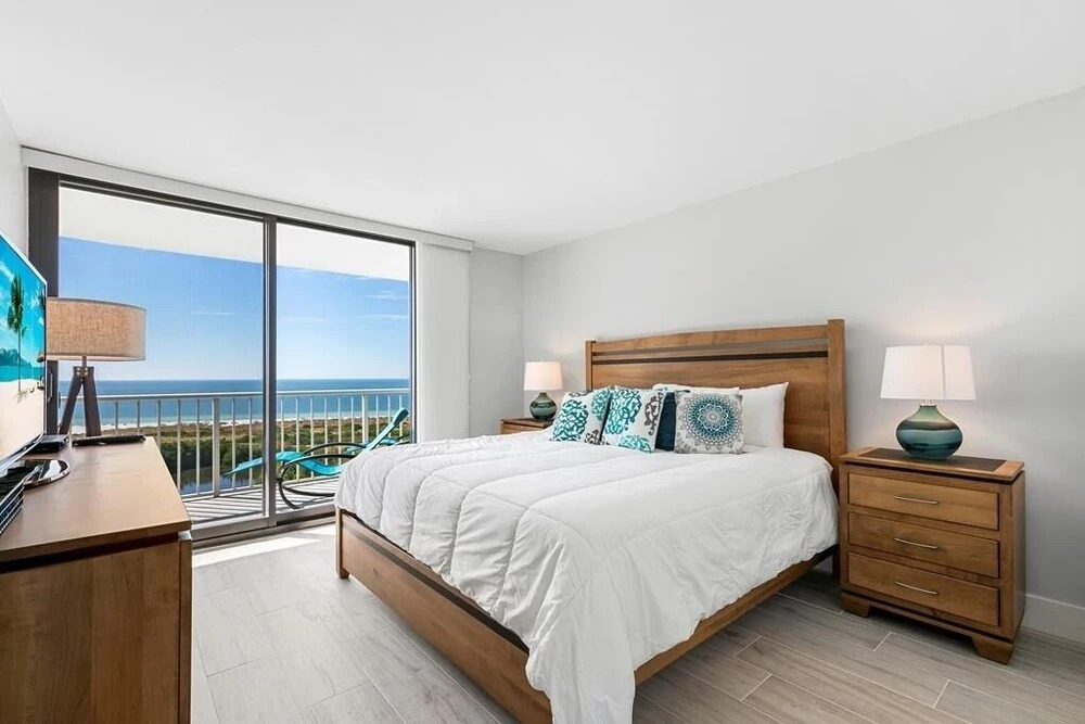 South Seas 4, 1606 Marco Island Vacation Rental 2 Bedroom Condo by Redawning