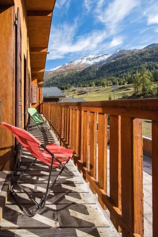 VĀLO Stays - Fleurs et Neige - Val Cenis