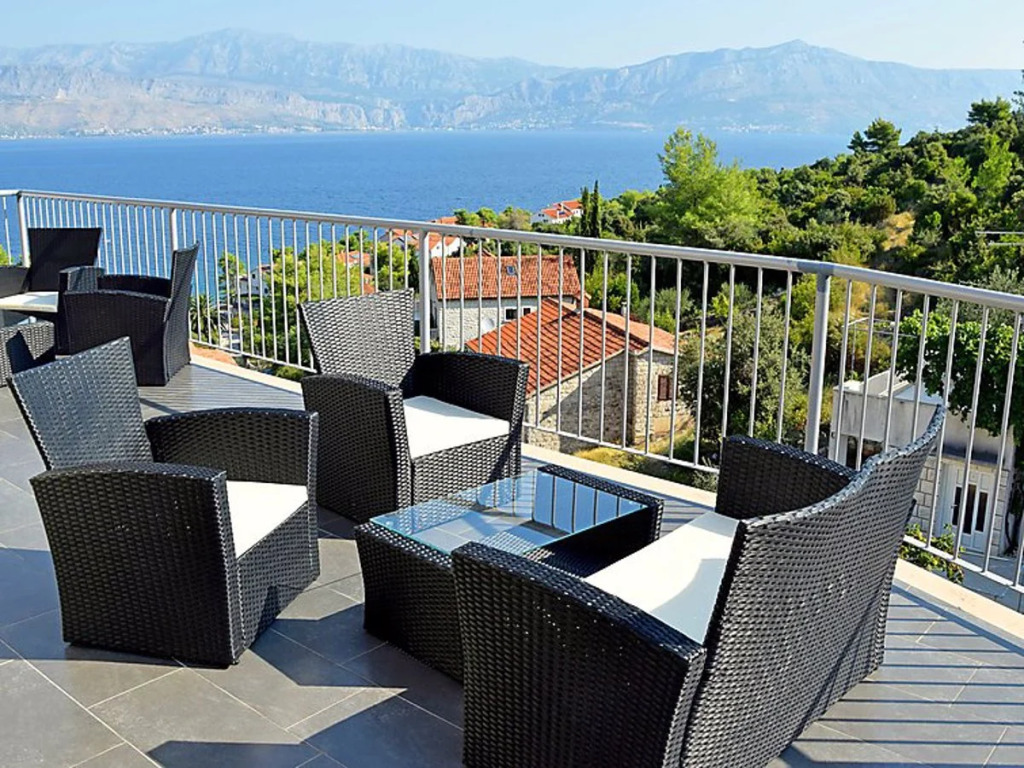 Lozna Residence 41533