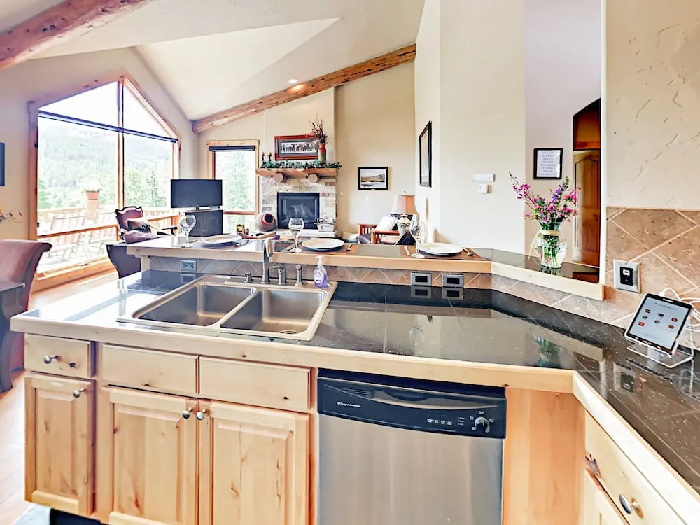 509 Antler Way Townhouse 4 Bedrooms 3.5 Bathrooms Townhouse