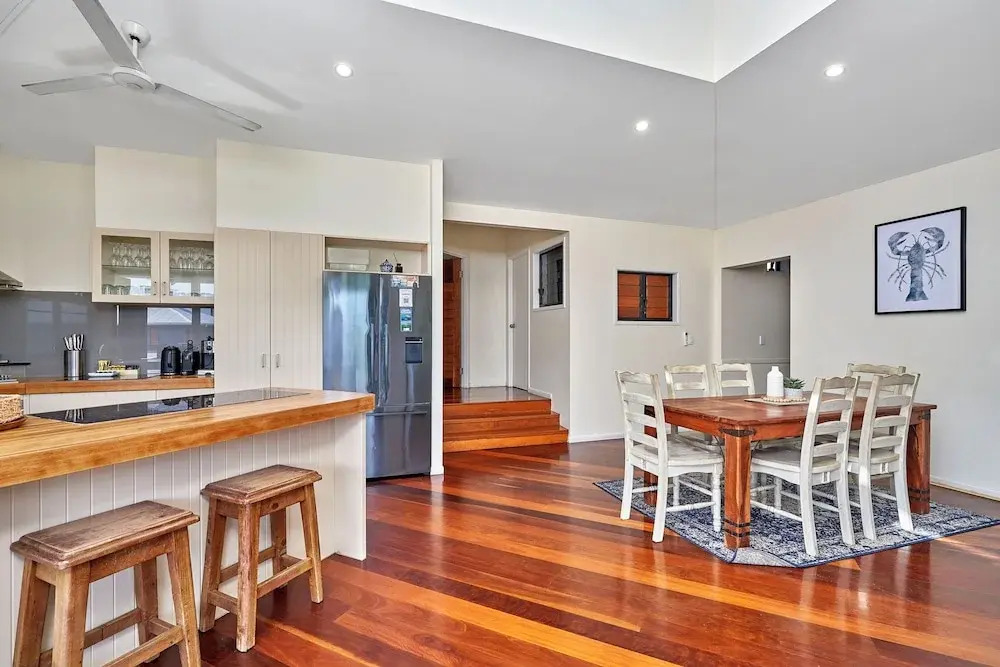Beachcomber Holiday House