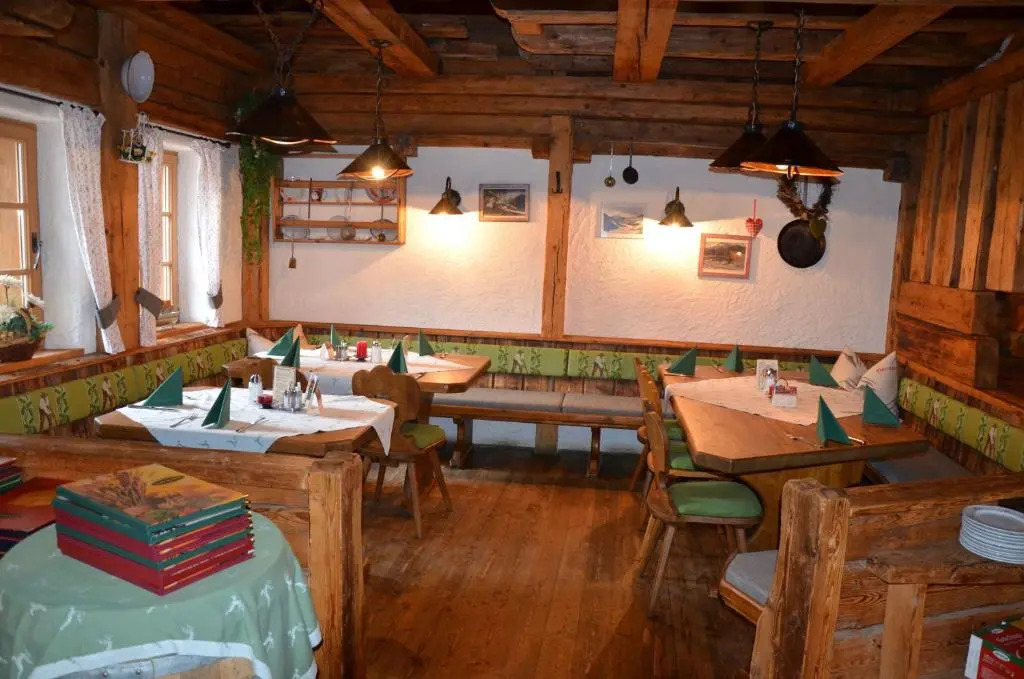 Andis Almdorf