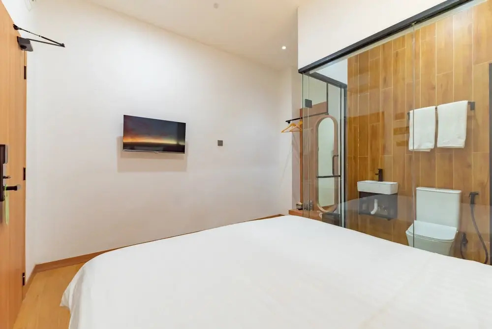 Urbanview Hotel R House Batuaji