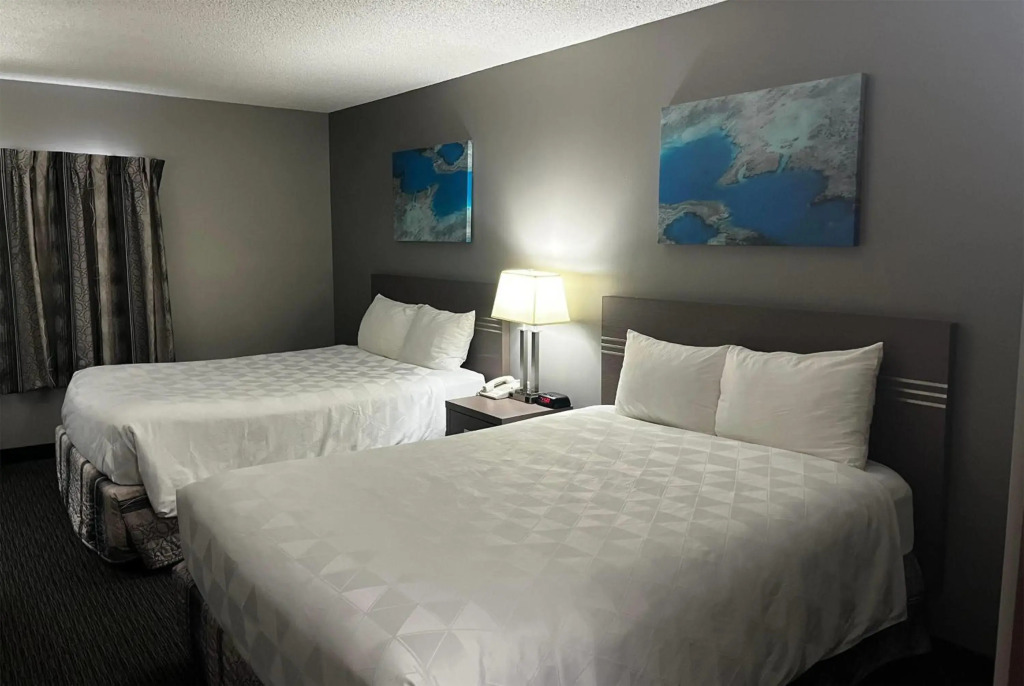 Travelodge by Wyndham Grande Prairie