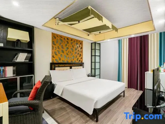 Weishang Theme Hotel