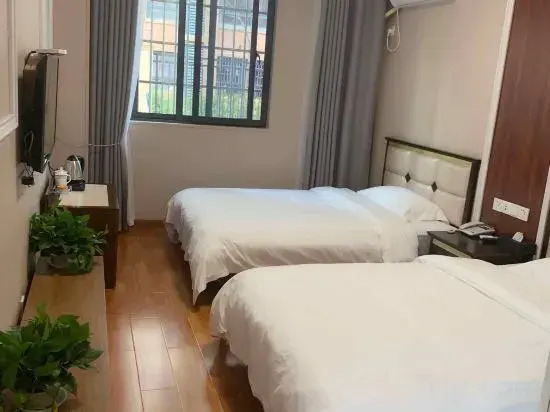 Yuzhilv Hotel