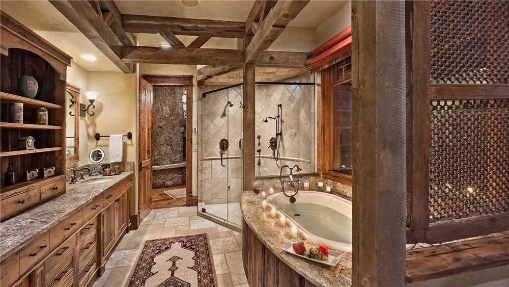 Gold Mine Lodge 6 BedroomHoliday home By Moving Mountains