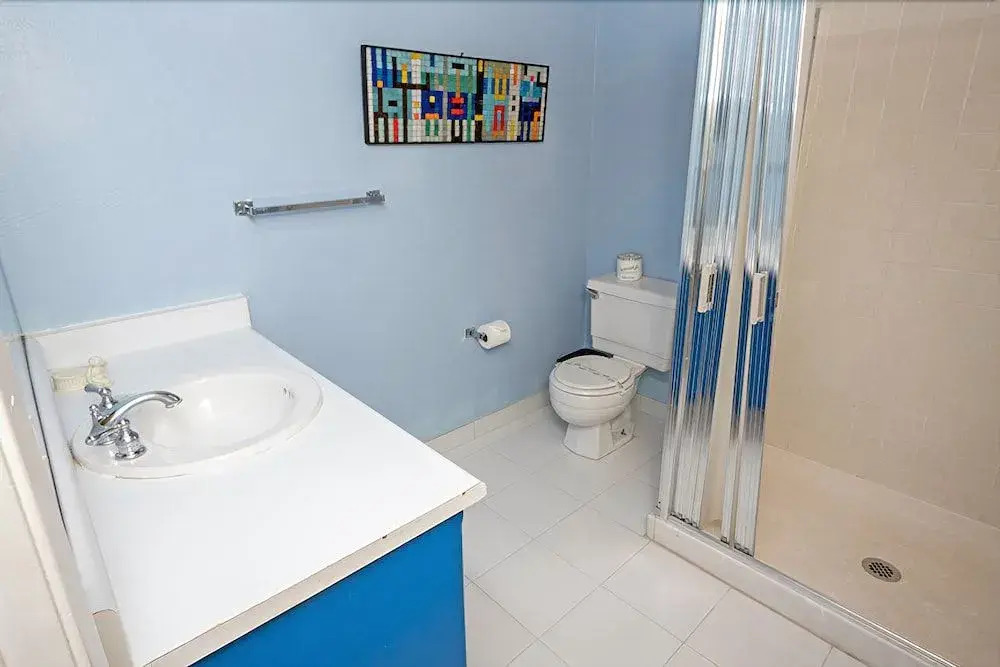 439 Ala Wai Blvd.,103 - 3 Br condo by RedAwning