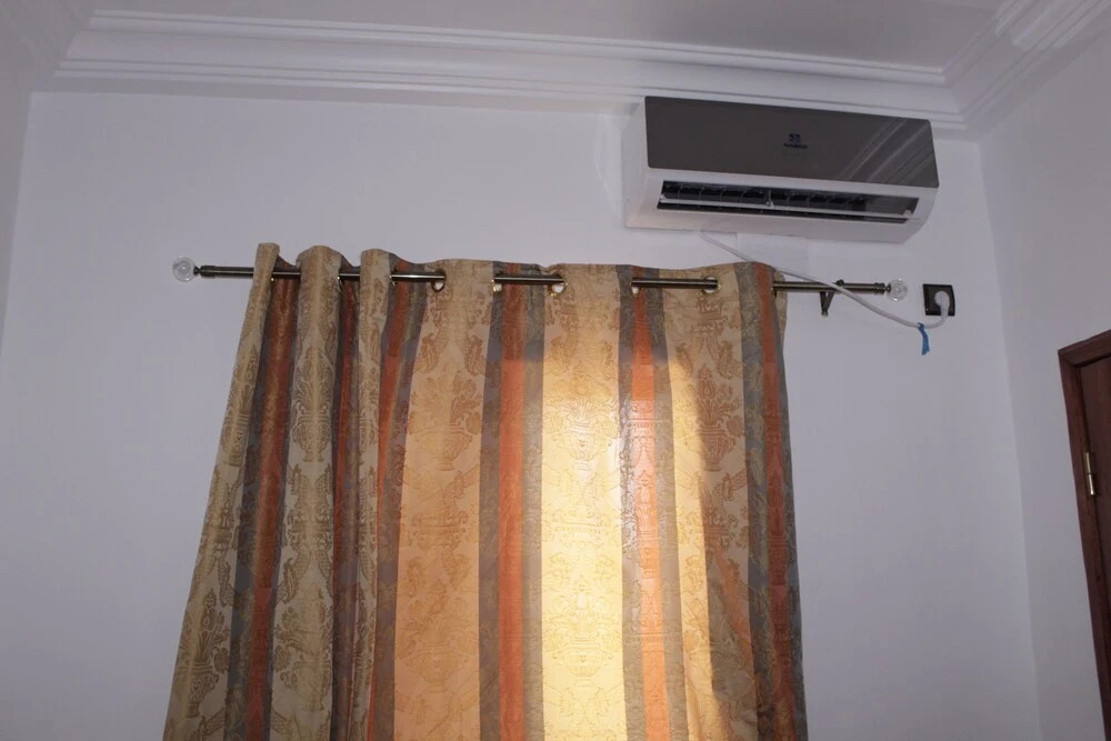 Elu Hotel Studio - Bonamoussadi