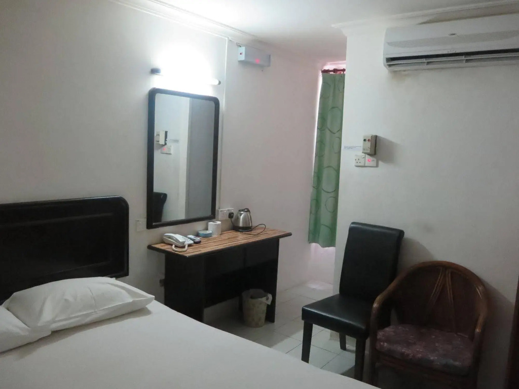 Wah May Hotel