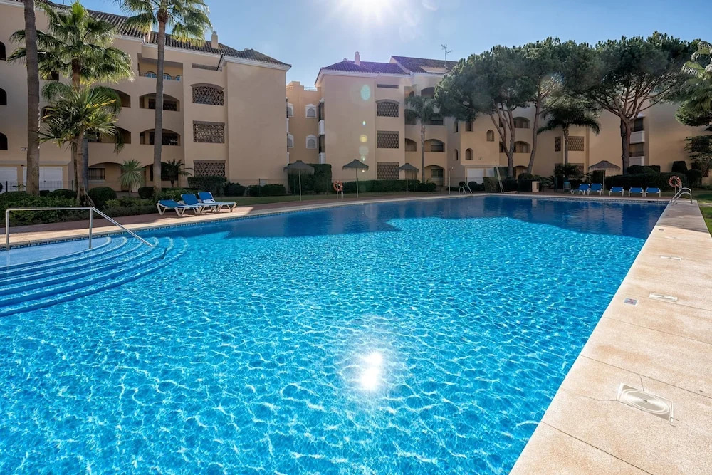 Stunning 4BR Penthouse by Rafleys in 150 m to The Beach in Elviria