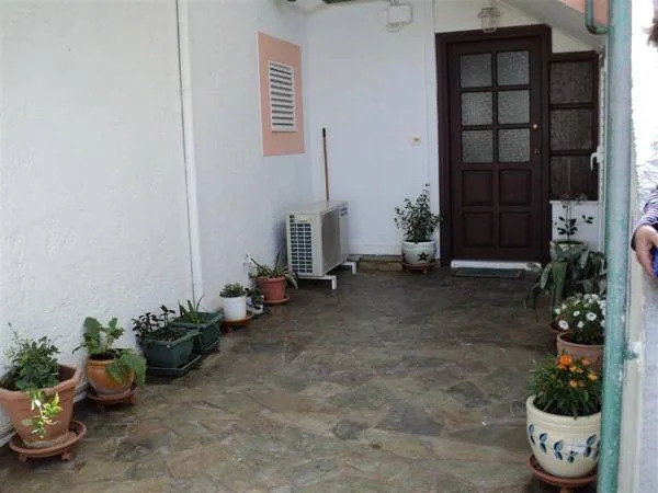 Evita Beach Apartments
