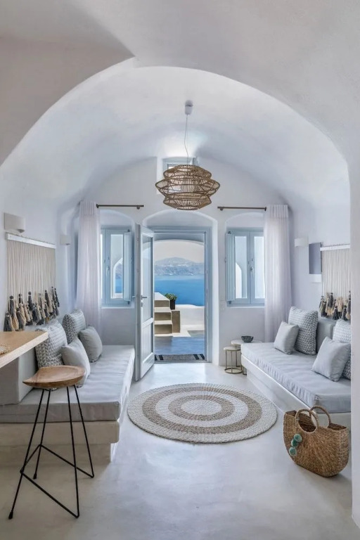 3 Elements by Stylish Stays