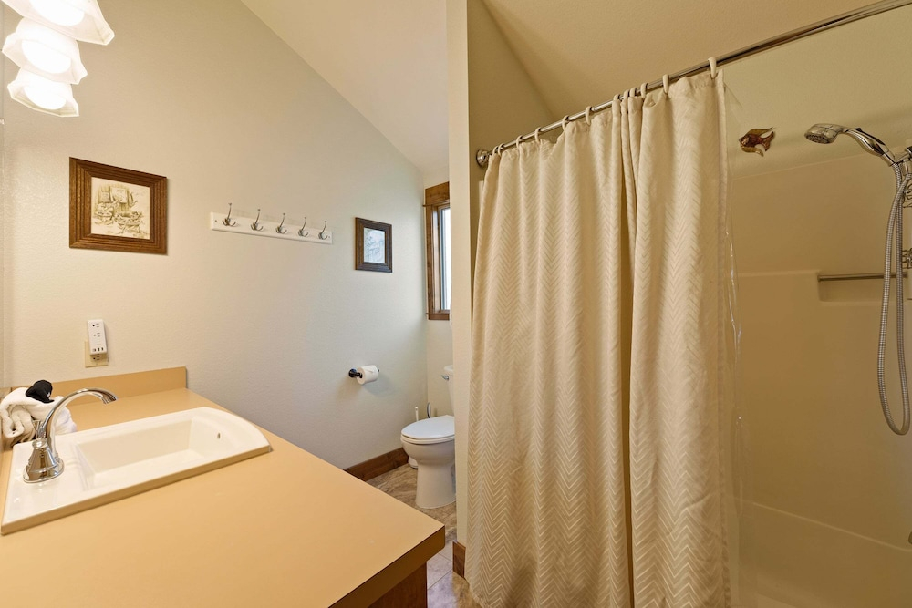 Tamarack 8