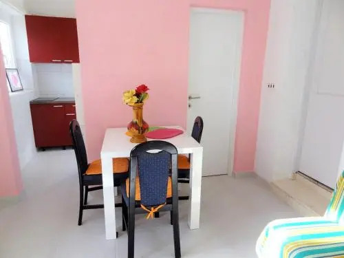 Holiday House Krishto