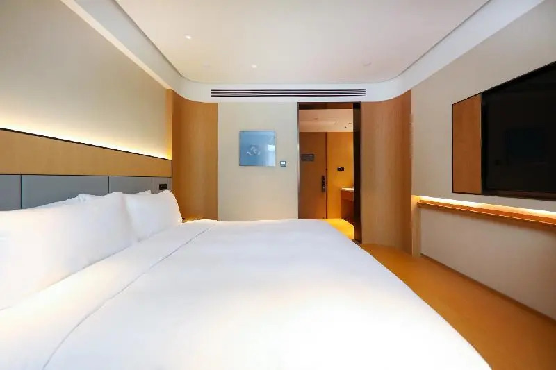JI Hotel (Yancheng High-Speed Railway Station Xiwang Avenue)