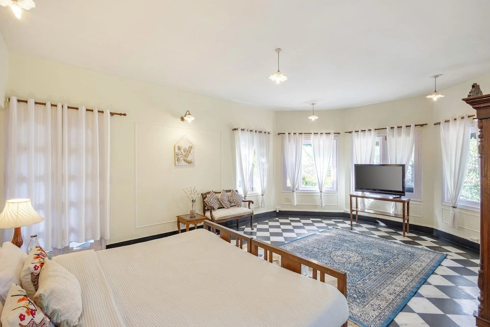 Alaya Stays Chalet Vie 3 BHK Villa