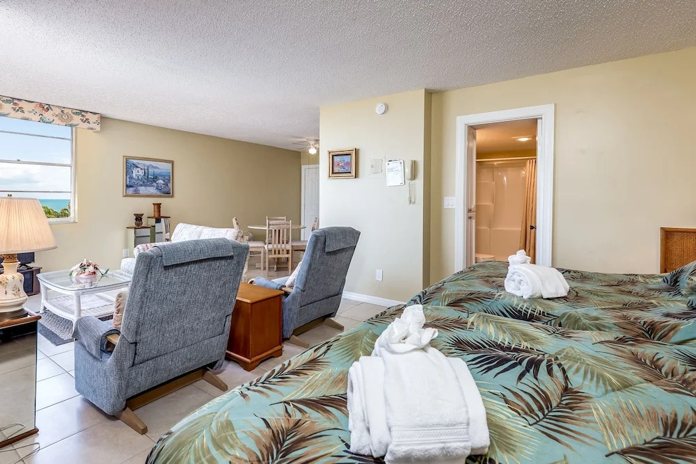 Bonita Beach & Tennis 2706