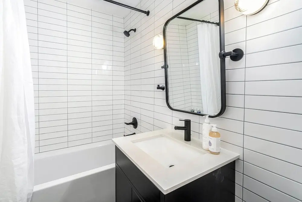 Chalet Chic Condo, Short Walk To Lift 7, Covered Parking 2 Bedroom Condo by RedAwning