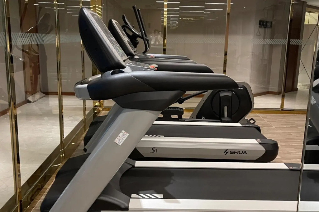 Yitel Premium (Shanghai Wujiaochang Metro Station)