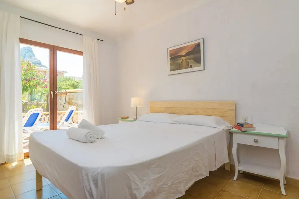 Can Clavell in Urbanitzaci Montferrutx