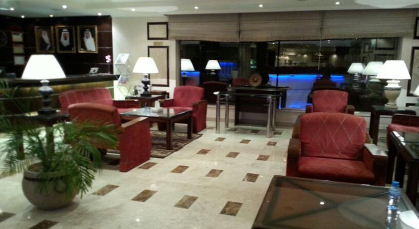 APARTMENT near GULF DELMON