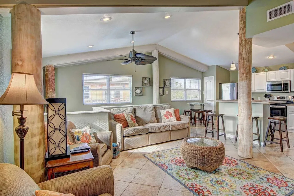Trojan Paradise - 4 Br Home