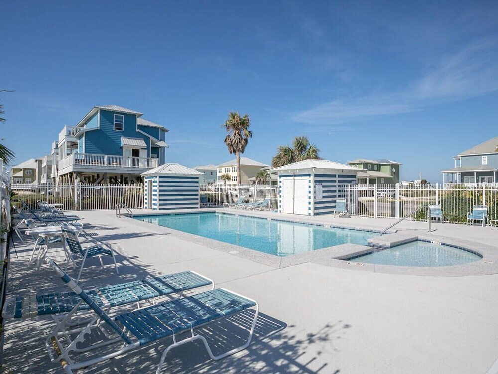 #11 Sea Turtle East