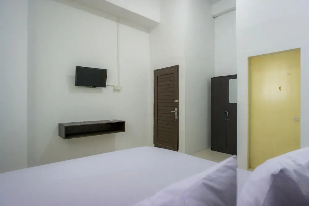 OYO Life 2366 Gatsu Kost