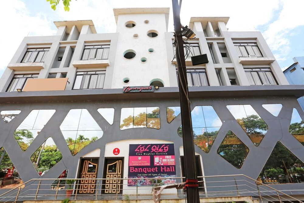 OYO 3803 Hotel Lal Quila