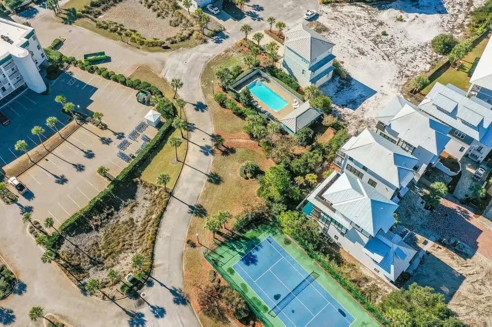 5BR Sleeps 14 in Seagrove Beach, Golf Cart, 6 Bikes, Pool + Free Attractions!