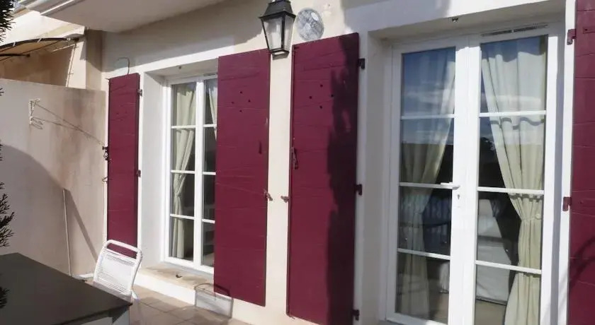 La Maison De Camargue