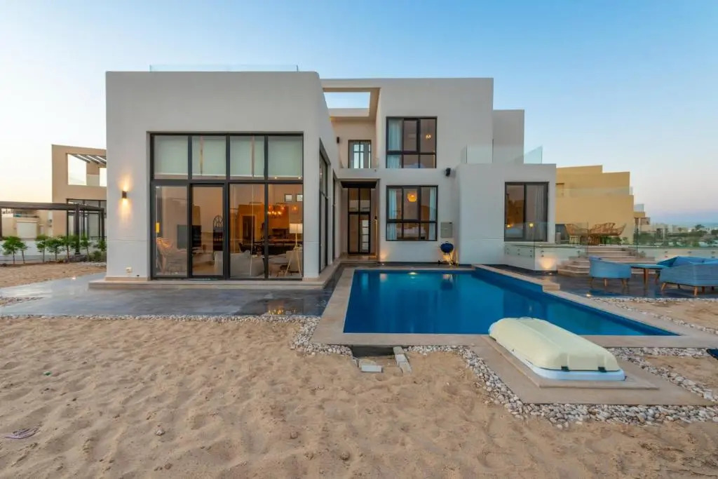 Long Island Gouna 5BR Tawila Beach House & Pool