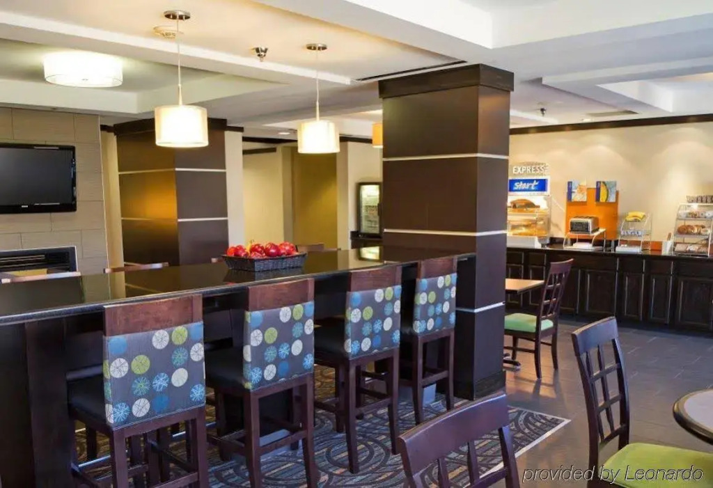 Holiday Inn Express & Suites Greenville-Downtown by IHG