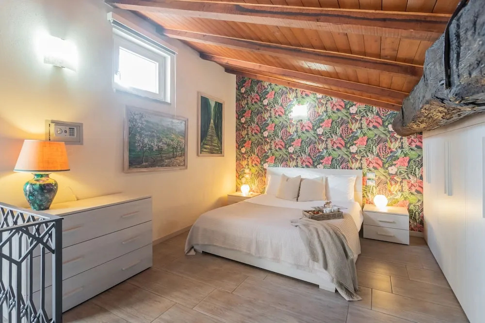 Domus 5 in Como in Como
