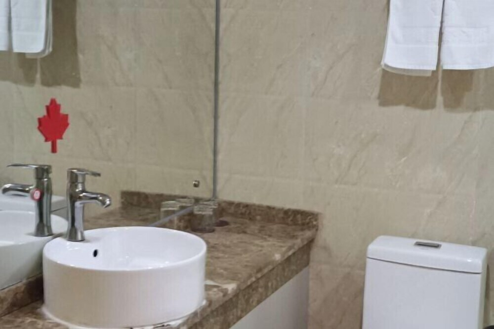 Yafeng International Hotel