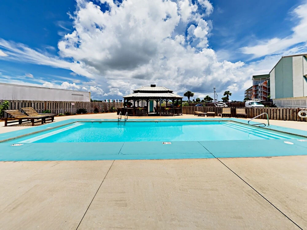 554 E Beach Blvd Townhouse Unit 6 2 Bedrooms 2 Bathrooms Townhouse