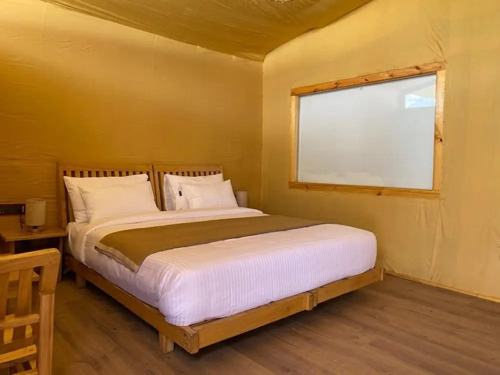 Pangong Retreat Camp