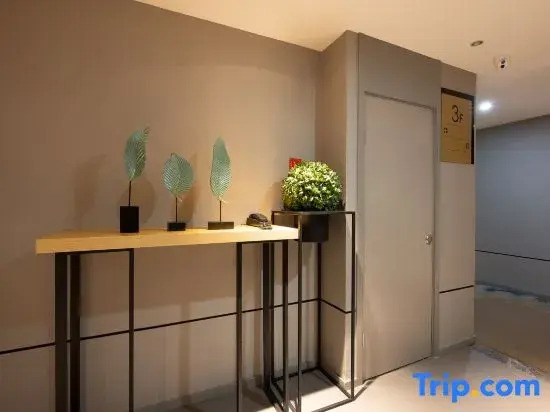 Homeinn Selected Hotel (Lanzhou Taohai Market Wuyue Plaza)
