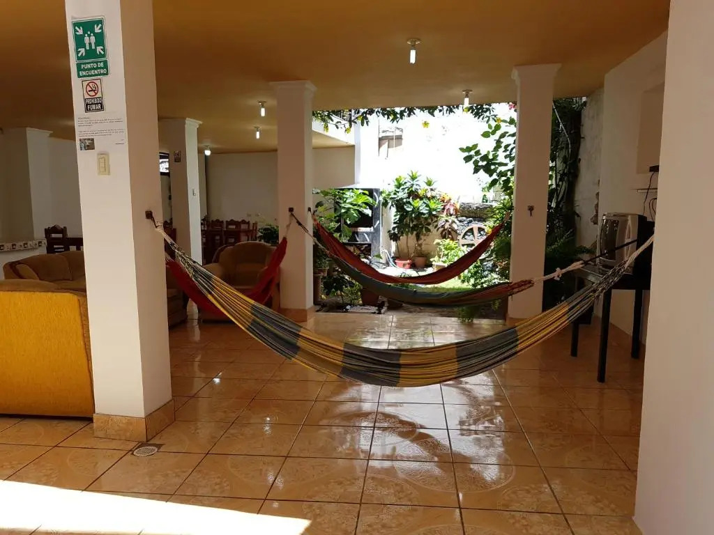 Hostal Cerro Azul
