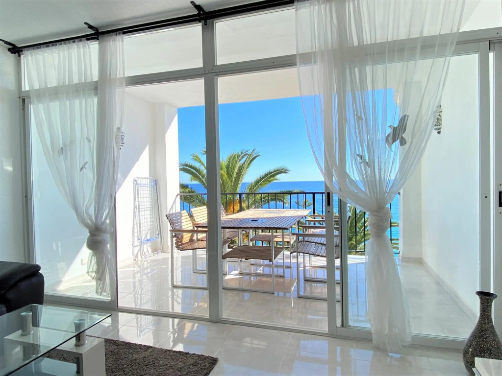 Tuhillo 2D Seaview Apartments Casasol