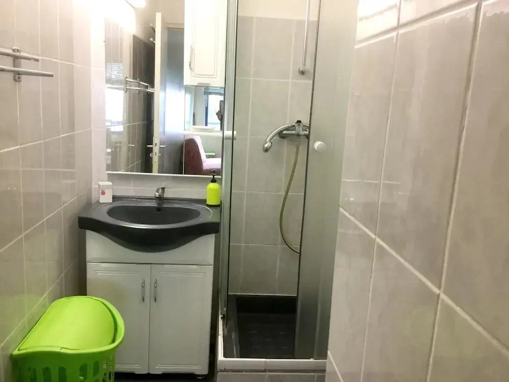 Studio in Saint-denis, With Wifi - 3 km From the Beach