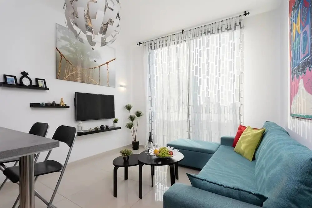 Smart 1Br In Allenby By Holyguest