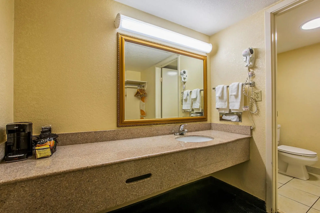 Quality Inn Atlanta Northeast I-85