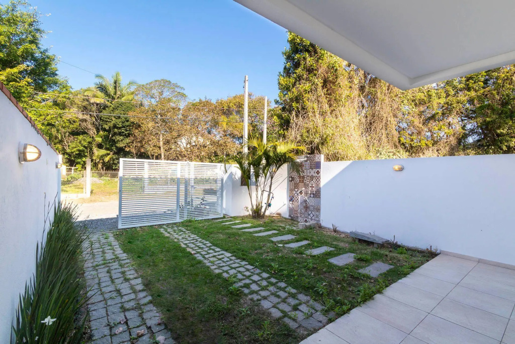 Aluguel Casa 3 quartos p/ 12 pessoas | Bombas/SC